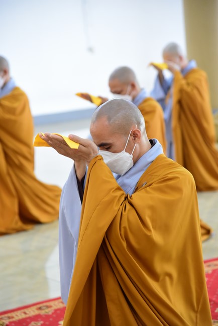 Lễ truyền giới Sa di Phương Trượng